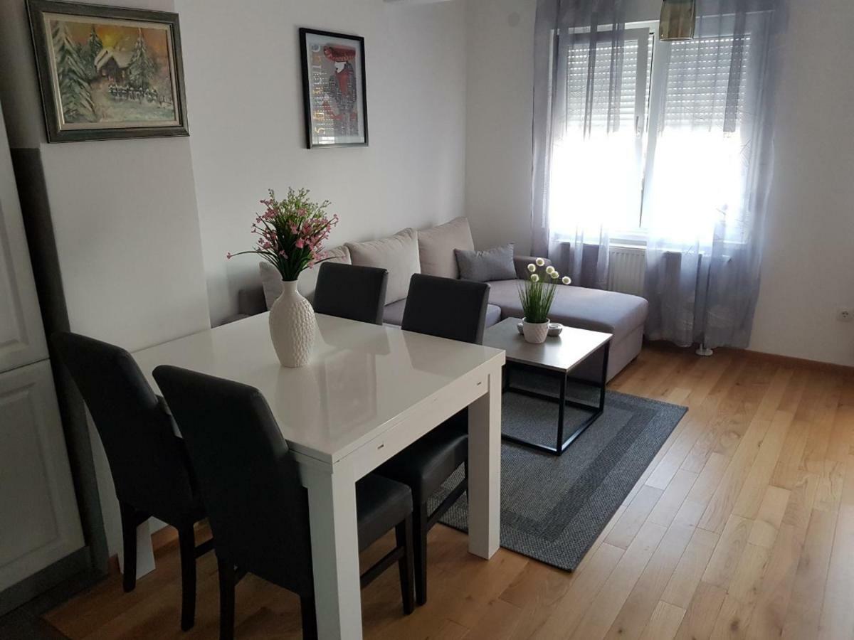 Apartman Dijana Banja Luka Zewnętrze zdjęcie
