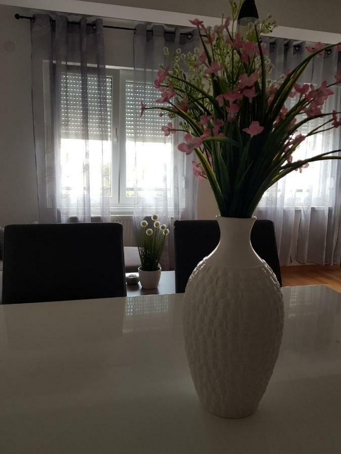 Apartman Dijana Banja Luka Zewnętrze zdjęcie